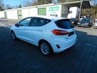 Gebraucht Ford Fiesta Cool & Connect 71 PS (52 kW) 2018 Weiß Kleinwagen