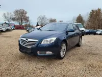 Usata Opel Insignia Innovation 250 CV (183 kW) 2012 Blu Station wagon