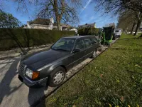 Gebraucht Mercedes 230 132 PS (97 kW) 1990 Schwarz Kombi