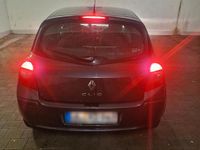 Gebraucht Renault Clio II 101 PS (74 kW) 2007 Grau Kleinwagen