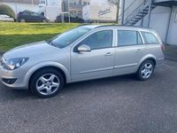 Gebraucht Opel Astra 116 PS (85 kW) 2008 Grau Kombi