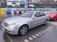 Gebraucht Mercedes E280 177 PS (130 kW) 2004 Silber Limousine