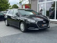 Gebraucht Hyundai i40 Premium 141 PS (103 kW) 2016 Schwarz Kombi