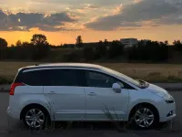 Gebraucht Peugeot 5008 156 PS (114 kW) 2010 Weiß Van / Kleinbus