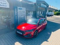 Neu Ford Focus ST 280 PS (205 kW) 2025 Rot Limousine