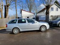 gebraucht Skoda Octavia Combi Ambiente 1.6TDI 105PS PDC AHK 1.Hand