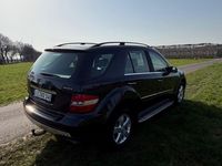 Gebraucht Mercedes ML420 306 PS (225 kW) 2007 Schwarz SUV