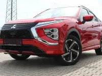 Gebraucht Mitsubishi Eclipse Cross Plus 188 PS (138 kW) 2022 Rot SUV