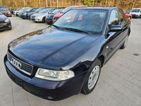 Gebraucht Audi A4 125 PS (91 kW) 2000 Blau Limousine