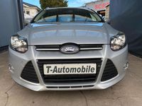 Gebraucht Ford Focus 125 PS (91 kW) 2012 Silber Limousine