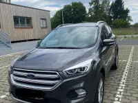Gebraucht Ford Kuga Titanium 150 PS (110 kW) 2017 Braun SUV