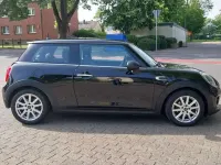 Gebraucht Mini ONE 102 PS (75 kW) 2015 Midnight black metallic Kleinwagen