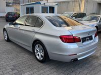 Gebraucht BMW 523 204 PS (150 kW) 2010 Silber Limousine