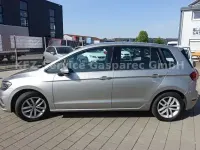 Gebraucht VW Golf VII Comfortline 110 PS (80 kW) 2018 Andere Limousine