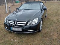 Gebraucht Mercedes E200 Elegance 184 PS (135 kW) 2011 Schwarz Cabrio