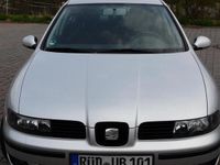 Second-hand Seat Leon 105 CP (77 kW) 2003 Argintiu Berlinǎ