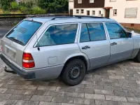Gebraucht Mercedes 230 136 PS (100 kW) 1990 Silber Kombi