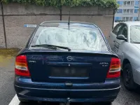 Używany Opel Astra 101 KM (74 kW) 2000 Niebieski Sedan/Limuzyna