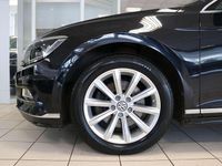 Gebraucht VW Passat Highline 190 PS (139 kW) 2016 Deep black Kombi