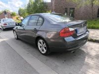 Gebraucht BMW 320 163 PS (119 kW) 2005 Grau Limousine