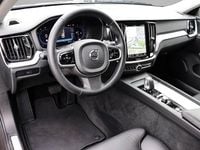 Gebraucht Volvo V60 Plus 197 PS (144 kW) 2025 Grau Kombi