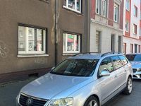 Usado VW Passat 140 HP (102 kW) 2010 Cinzento Sedan