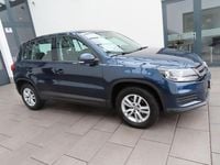 Gebraucht VW Tiguan Trendline 125 PS (91 kW) 2015 Blau SUV