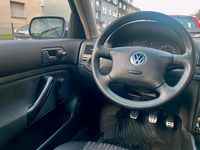 Gebraucht VW Golf IV 101 PS (74 kW) 2001 Blau Kleinwagen