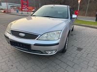 Gebraucht Ford Mondeo Ghia 145 PS (106 kW) 2004 Silber Limousine