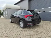 Neu Skoda Scala Selection 116 PS (85 kW) 2026 Blackmagic perleffekt Kleinwagen