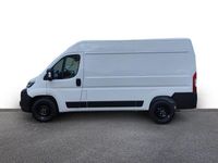 Neu Opel Movano 140 PS (102 kW) 2025 Lackierung weiss icy/typ ausse Van
