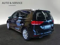 Gebraucht VW Touran Highline 150 PS (110 kW) 2023 Schwarz Van / Kleinbus