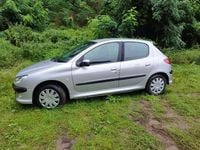 Gebraucht Peugeot 206 75 PS (55 kW) 2005 Grau Kleinwagen