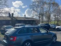 Gebraucht Skoda Octavia 180 PS (132 kW) 2014 Andere farben Kleinwagen