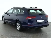 Gebraucht VW Golf VIII Life 110 PS (80 kW) 2024 Blau Kombi