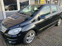Gebraucht Mercedes B180 116 PS (85 kW) 2009 Schwarz Van / Kleinbus