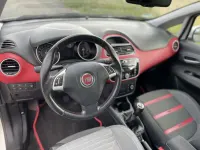 Gebraucht Fiat Punto 135 PS (99 kW) 2011 Weiß Kleinwagen