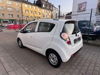 Gebraucht Chevrolet Spark LS 82 PS (60 kW) 2012 Weiß Kleinwagen