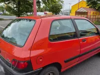 Gebraucht Renault Clio 54 PS (39 kW) 1995 Rot Kleinwagen