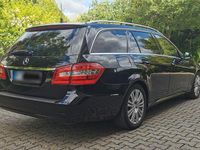 Second-hand Mercedes E250 204 CP (150 kW) 2013 Negru Break