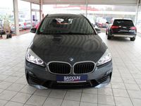 Gebraucht BMW 218 Advantage 150 PS (110 kW) 2018 Grau Kombi