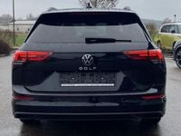 Second-hand VW Golf VIII Life 150 CP (110 kW) 2022 Negru Break