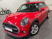 Usata Mini ONE 102 CV (75 kW) 2019 Rosso Utilitaria