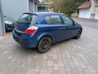 Gebraucht Opel Astra 105 PS (77 kW) 2004 Blau Limousine
