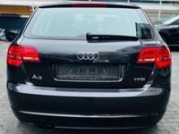 Gebraucht Audi A3 125 PS (91 kW) 2011 Grau Kleinwagen