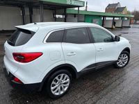 Gebraucht Renault Kadjar Experience 131 PS (96 kW) 2015 Weiß SUV