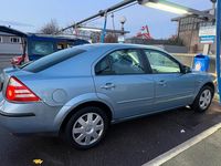 Gebraucht Ford Mondeo 125 PS (91 kW) 2005 Blau Limousine