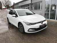 Gebraucht VW Golf VIII Active 110 PS (80 kW) 2022 Oryxweiss Limousine