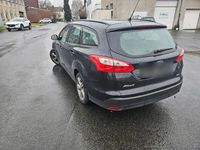 Gebraucht Ford Focus 125 PS (91 kW) 2013 Schwarz Kombi