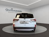 Gebraucht Ford Kuga Titanium 152 PS (111 kW) 2022 Weiß SUV